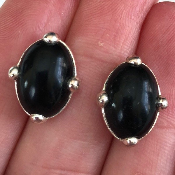 Danecraft Earrings Black Studs Silver Vintage 10$